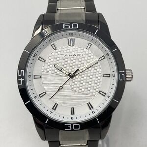 Tahari Watch Men 46mm Silver Tone Black Textured Dial New Battery 8.5"